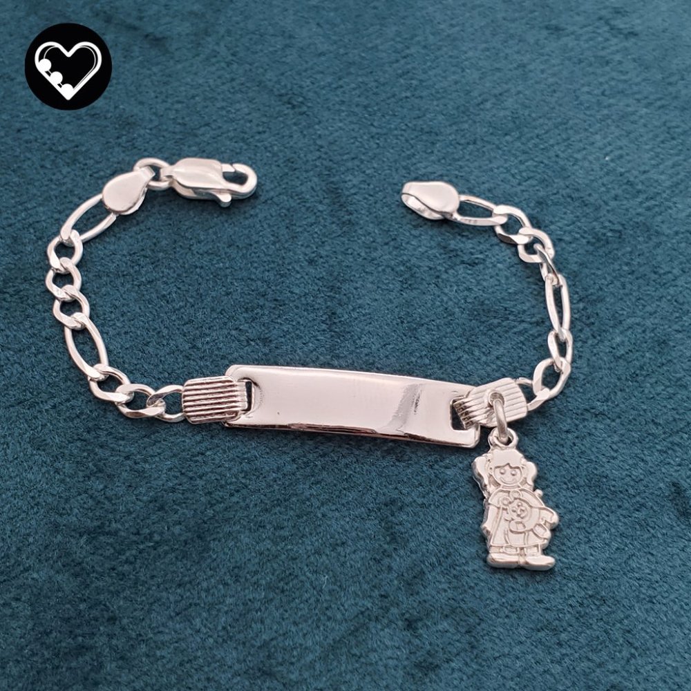 Bracelet and girl's pendant